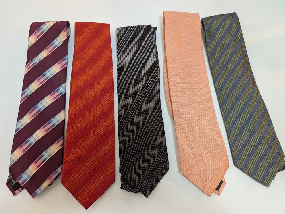 Kenneth Cole New York Men's Necktie Lot of 5 Striped Textured Geometric Silk
